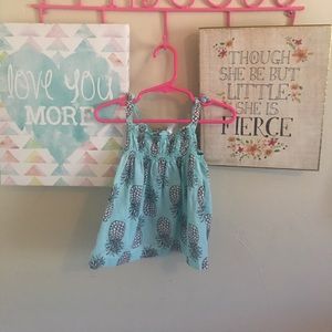 Girls pineapple top